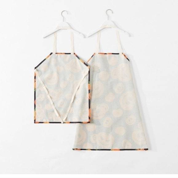 Mommy and Me‎ Halloween Aprons(NWOT) - Picture 3 of 7